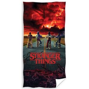 Stranger Things Storm Guards gyerek törülköző, 70 x 140 cm